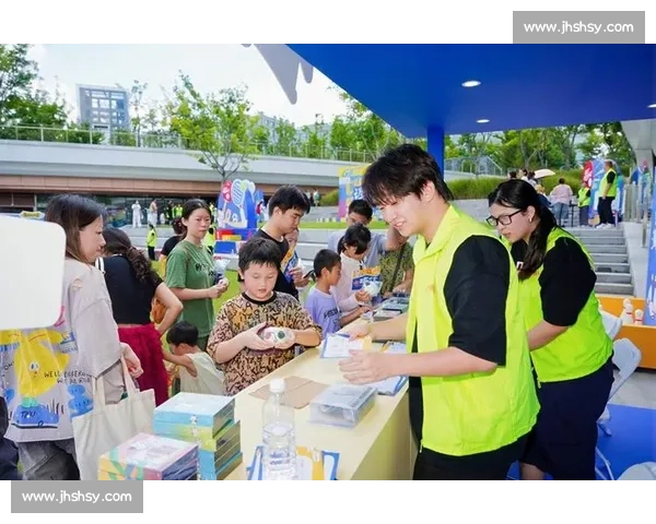上海体彩快闪燃动全民健身日 七大体验区活力舞动见证美好 上海体彩快闪燃动全民健身日 七大体验区活力舞动见证美好
