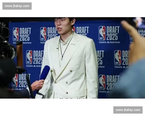 杨瀚森登陆 NBA 后青岛男篮重建:三核成型,刘维伟如何破局内线困局? 杨瀚森登陆 NBA 后青岛男篮重建:三核成型,刘维伟如何破局内线困局?