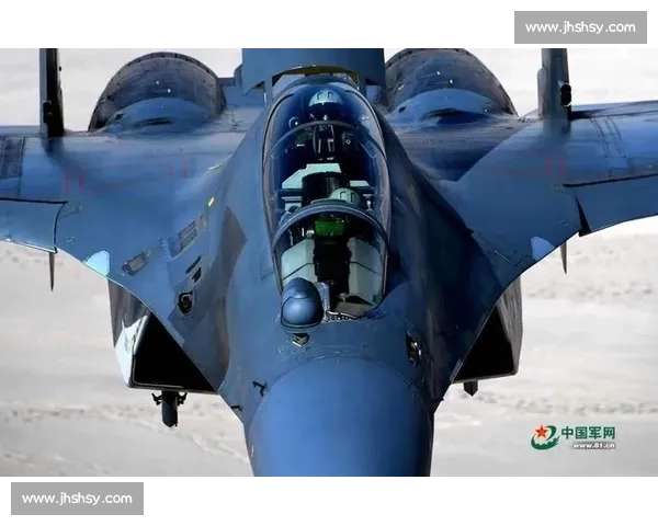 麦金尼精准捕捉战机！接腿抱摔 55 秒终结对手